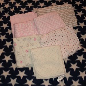 7 Pack of receiving blankets